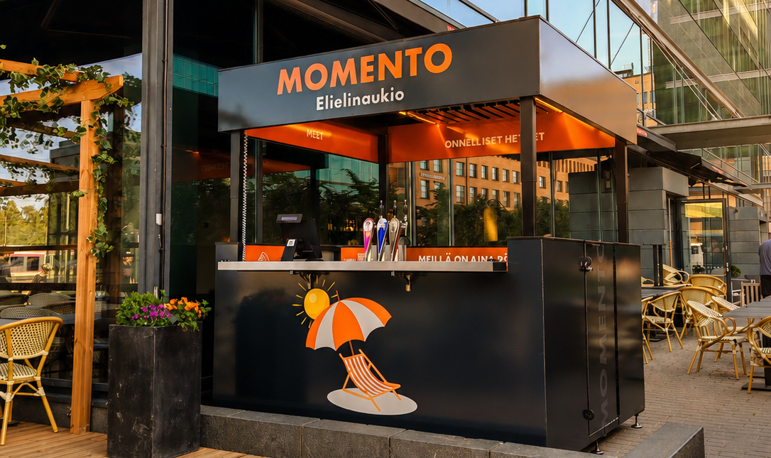 CUBOiD unit operating as the Momento bar at Elielinaukio, Helsinki